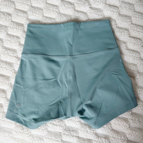 LULULEMON | Wunder Train 4” Shorts - Picture 4 of 7